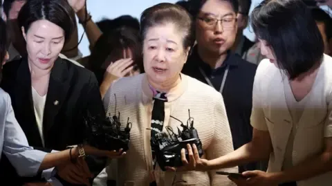 High-profile Religious Head Rejects Gift-giving Accusations Involving Former South Korean First Lady